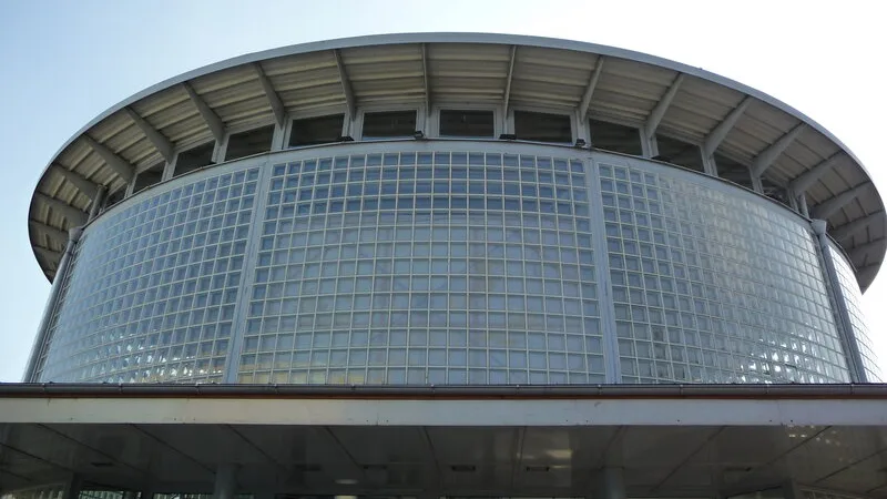 Halle B Baden Beitragsbild